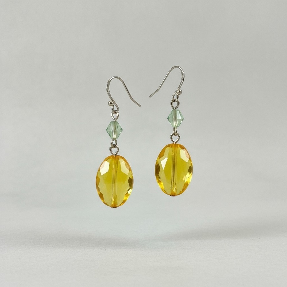 Napier Yellow Green Faceted Glass Dangle Earrings Silver Tone Hook NWT - Picture 1 of 4